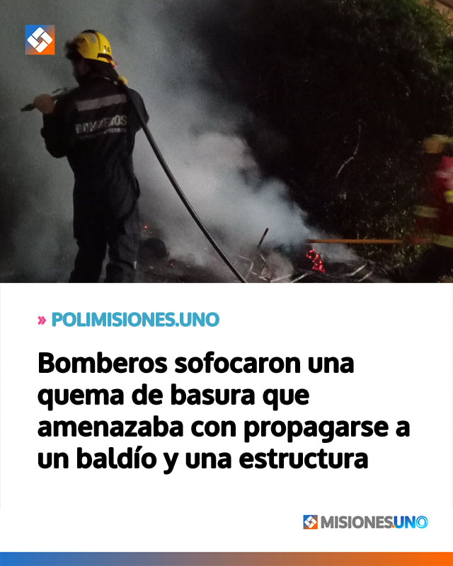 Bomberos sofocaron una quema de basura que amenazaba con propagarse a un baldío y una estructura